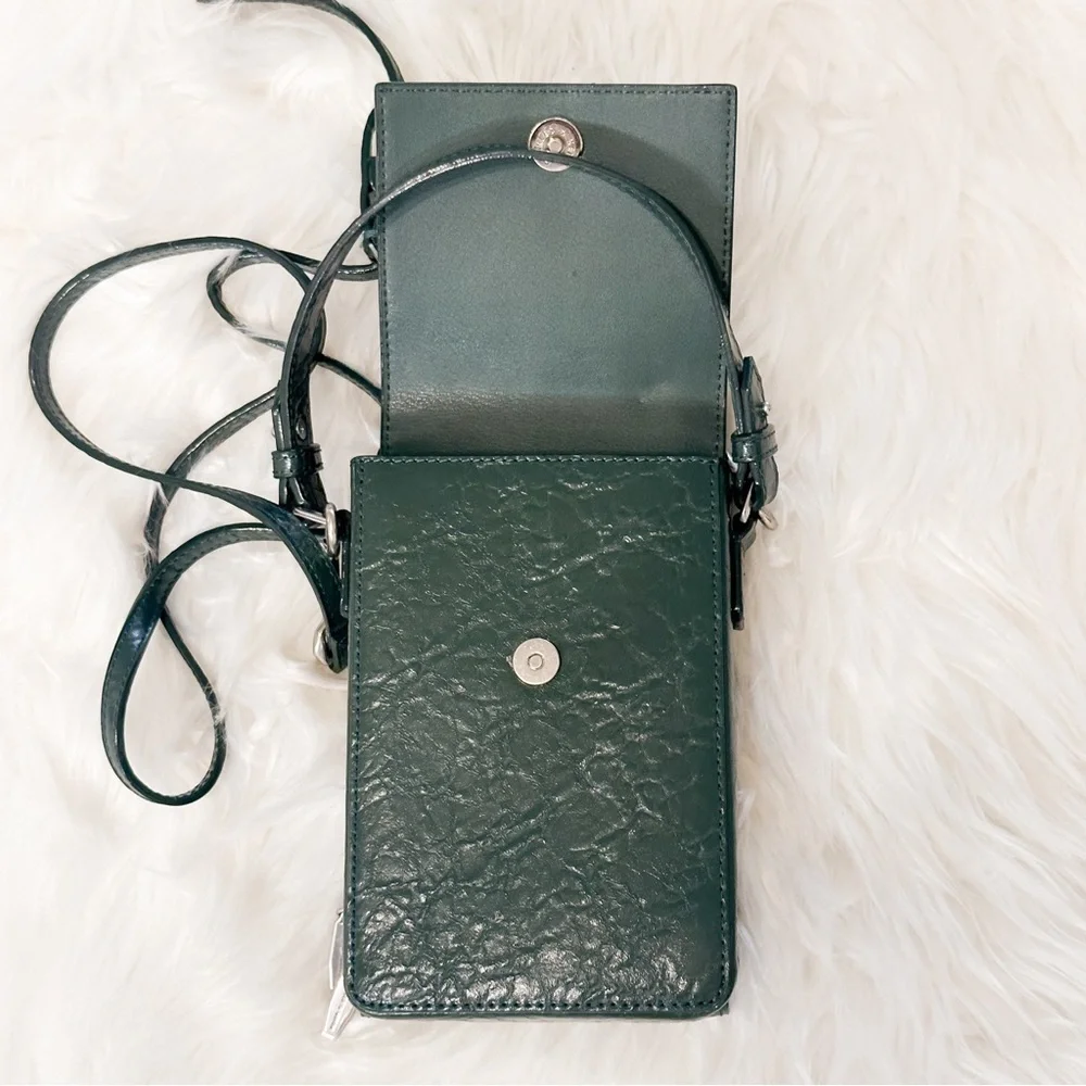 Rare Find Charles & Keith Wrinkled Effect Green Wallet Crossbody Bag - Picture 6 of 10